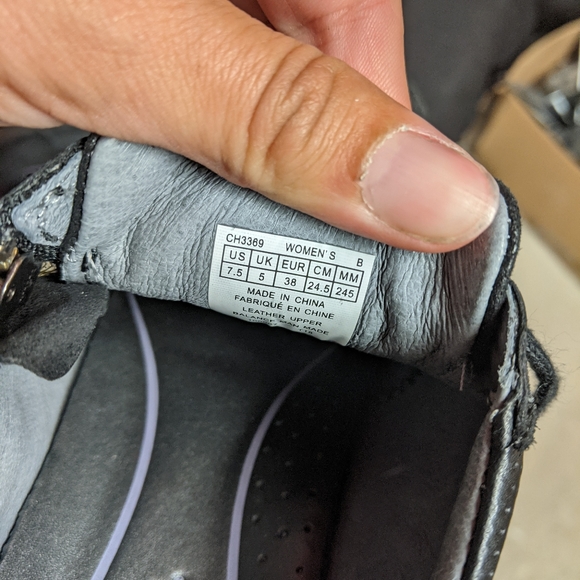 Aravon shoes - Picture 5 of 7